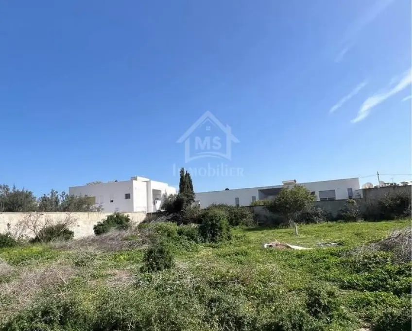 Un terrain de 650 m² dans la zone de sidi mahressi à vendre 51355351