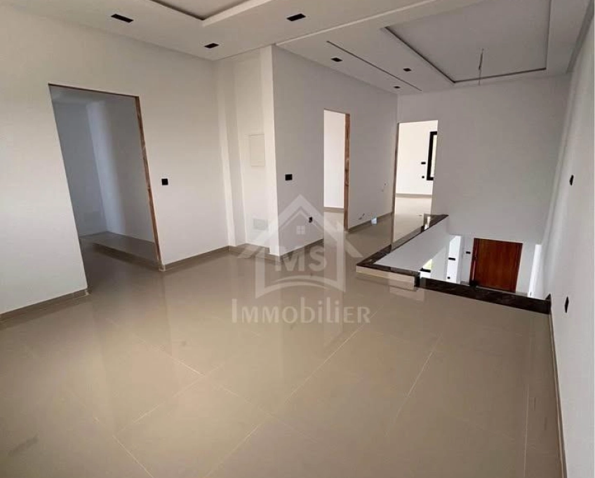 Villa avec piscine et jardin à hammamet sud à vendre 51355351