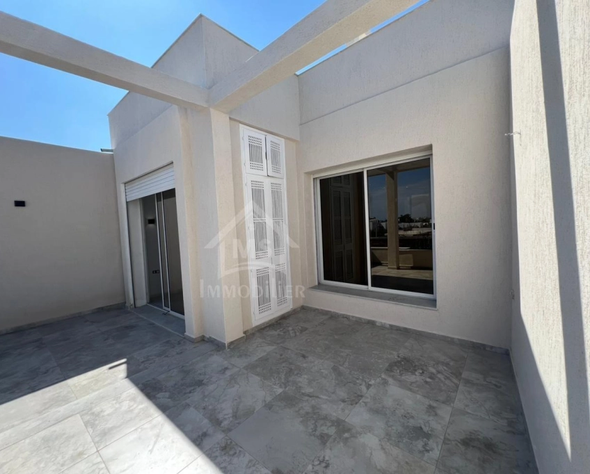 Charmant triplex tout neuf à hammamet sud à vendre 51355351