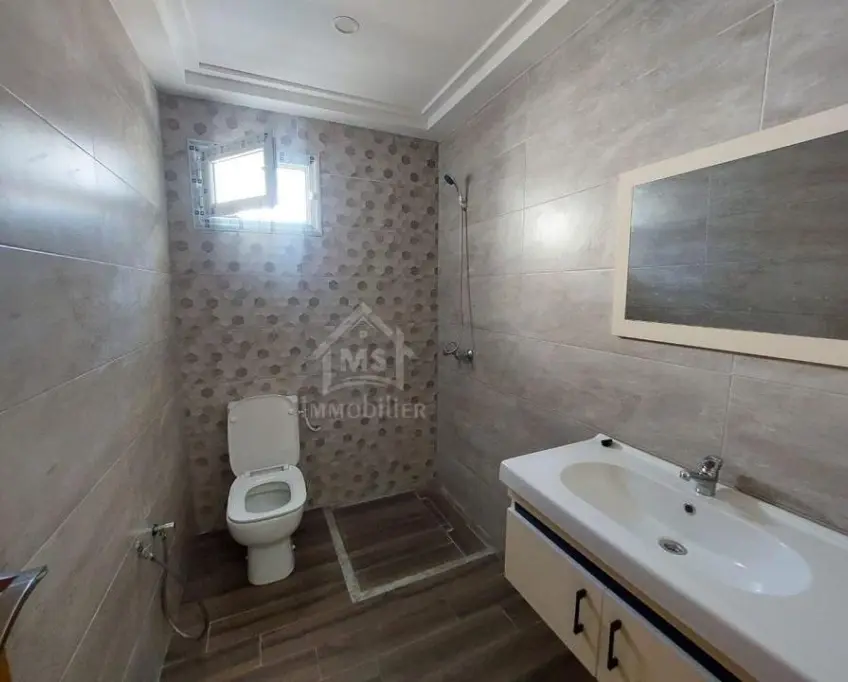 Une villa meublée avec piscine à vendre à hammamet 51355351