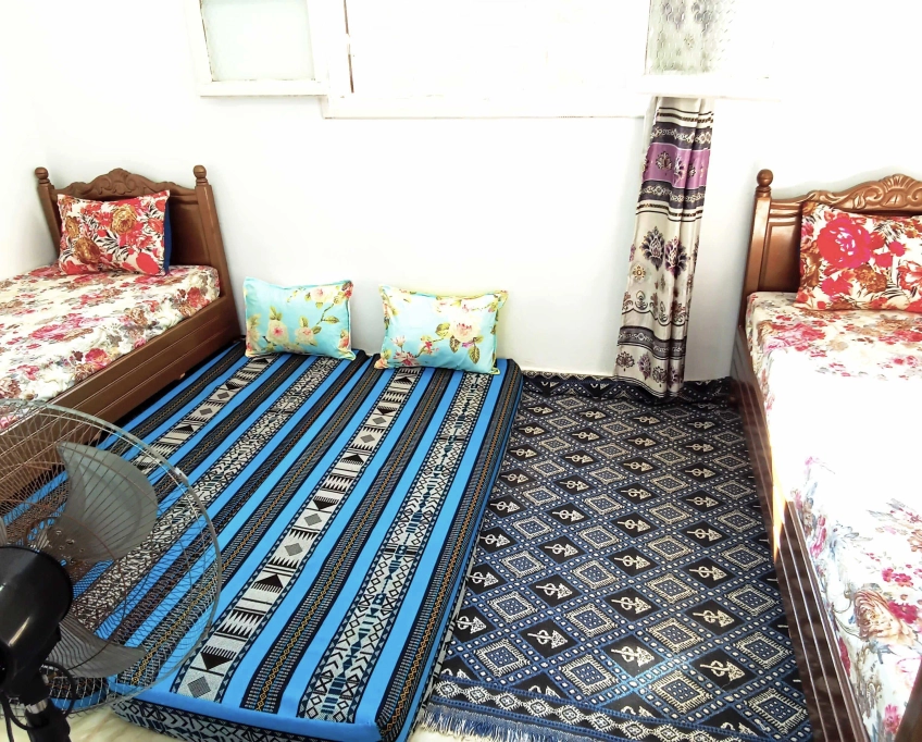 منزل مؤثث ، يبعد 1 دقيقة مشي عن البحر ، في قصور الساف في المهدية