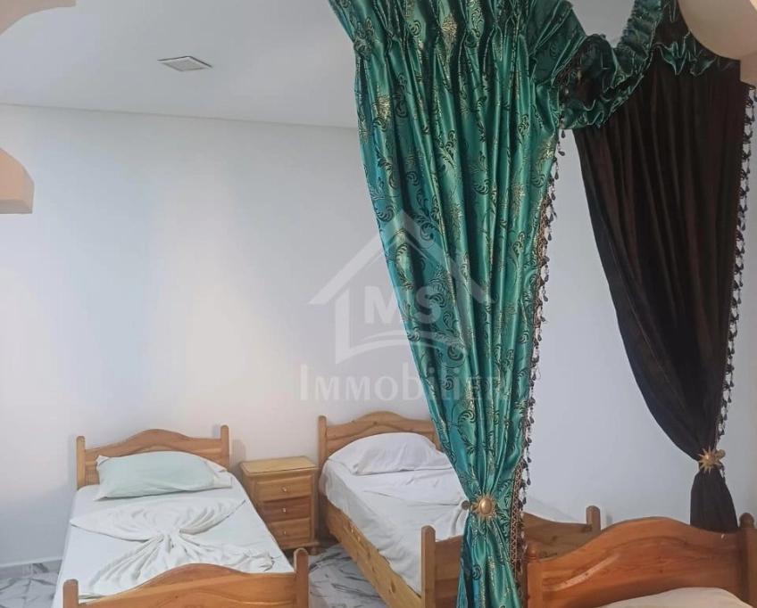 Coquet studio à vendre à 140 md à hammamet 51355351