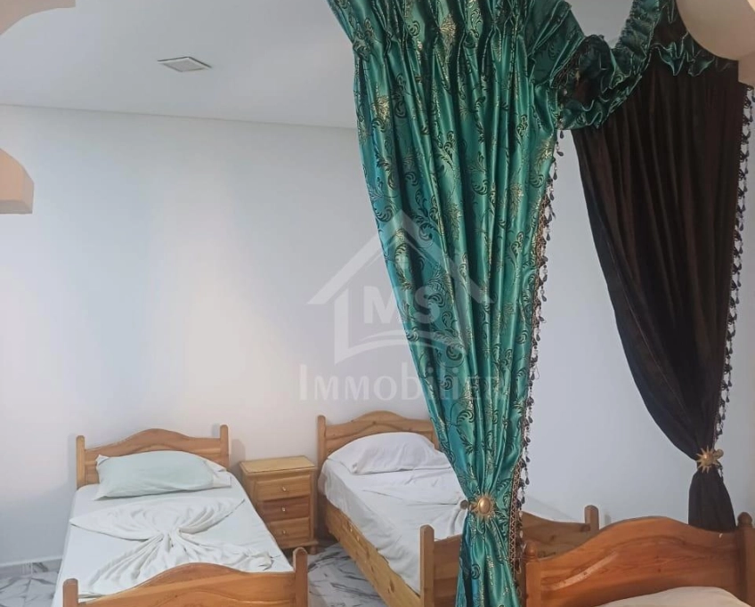 Coquet studio à vendre à 140 md à hammamet 51355351