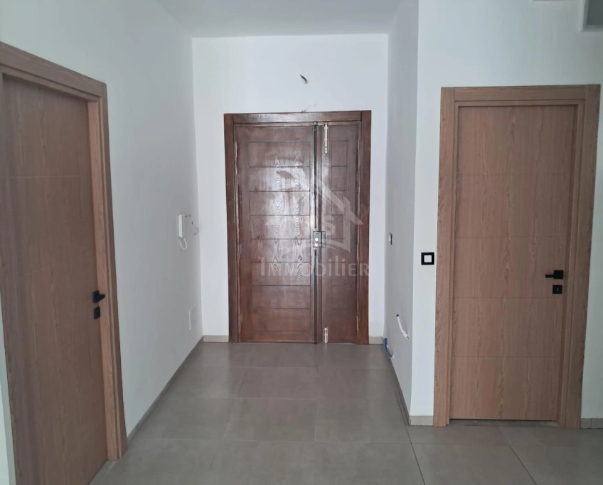 Villa toute neuve s+3 avec piscine à hammamet sud à vendre 51355351