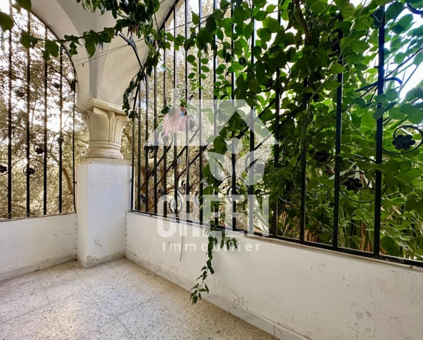 Appartement s+3 " zahra laouina "