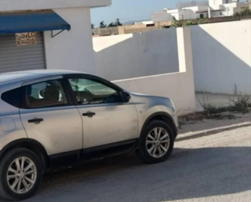 Maison indépendante avec deux garages près de toutes commodités