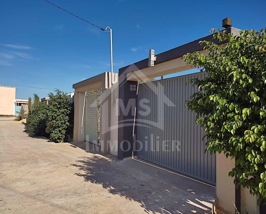 Terrain clôturé de 876 m² à hammamet sud à vendre 51355351