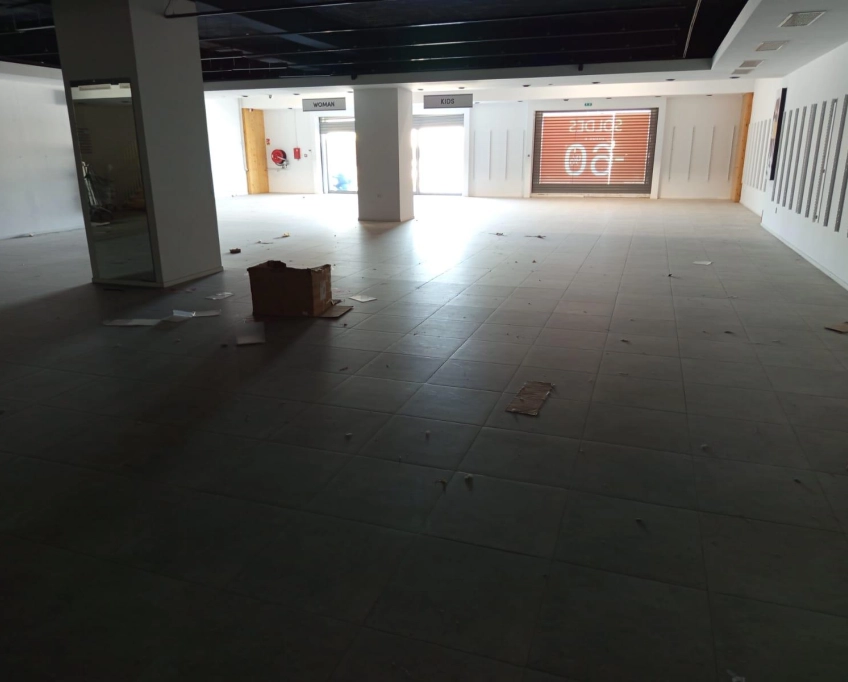 Vente fonds de commerce appartenant à la sté senwan trading