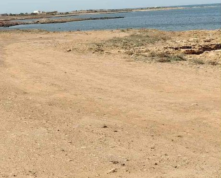 Terrain près de la mer à vendre