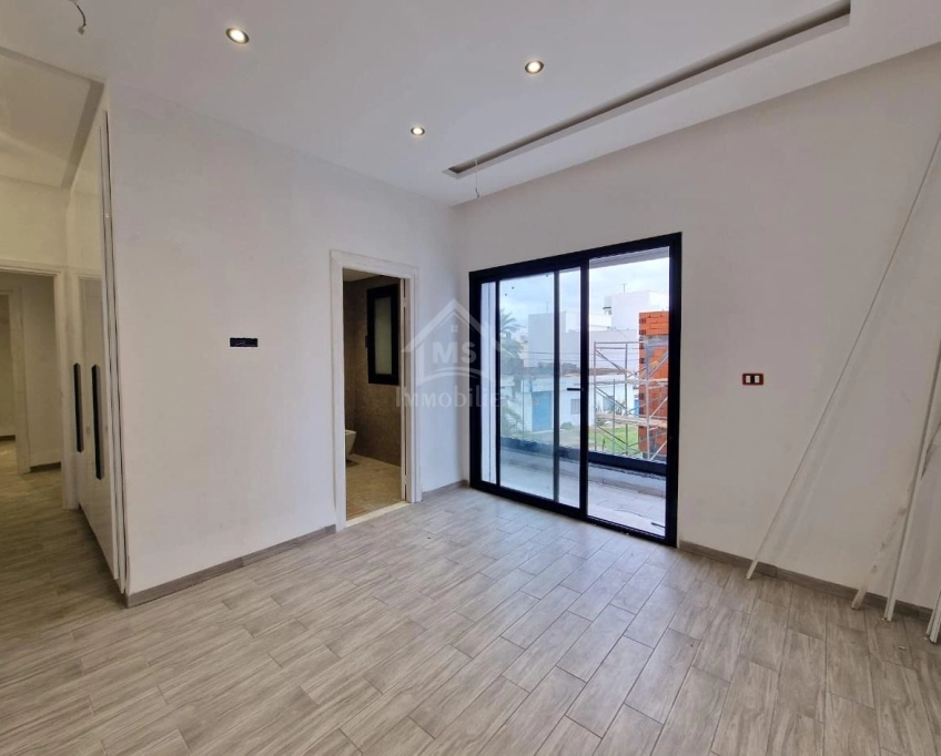 Un duplex avec piscine à hammamet nord à vendre 51355351