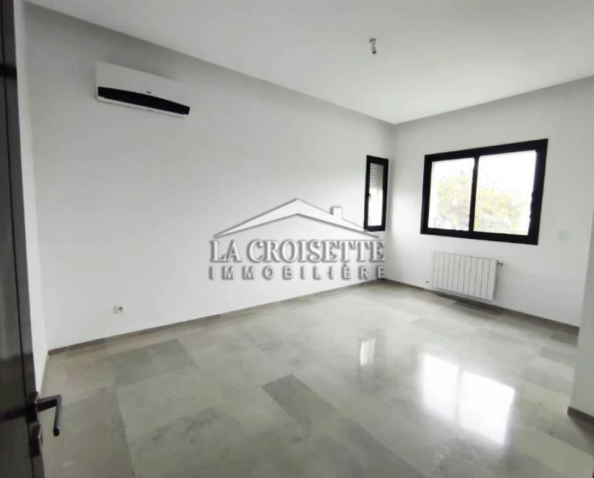 Appartement s3 avec chambre de service à la marsa mal1886