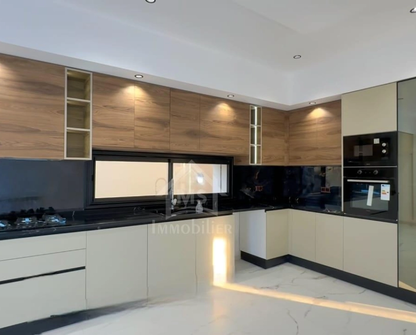 Villa s+4 toute neuve avec piscine et jardin à hammamet sud 51355351