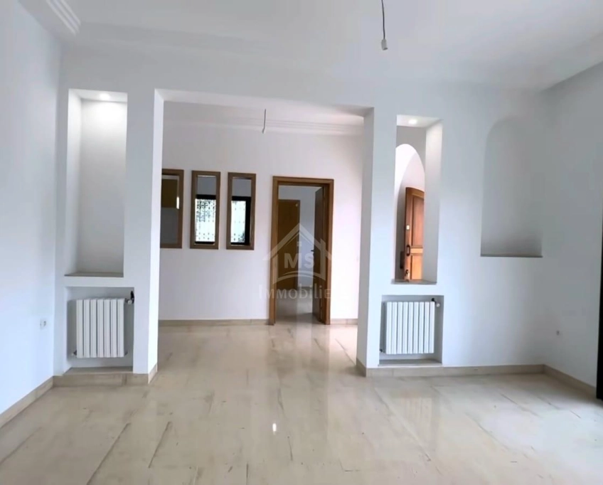 Charmante villa avec piscine à vendre à hammamet 51355351