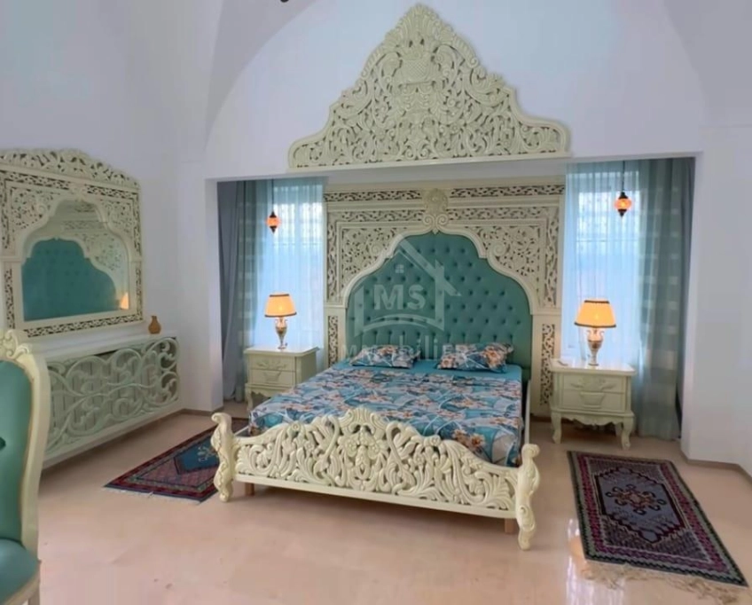 Ville de lux avec piscine à vendre à hammamet sud 51355351