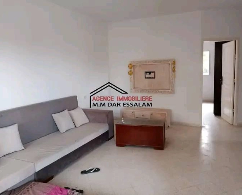 Maison indépendante avec deux garages près de toutes commodités