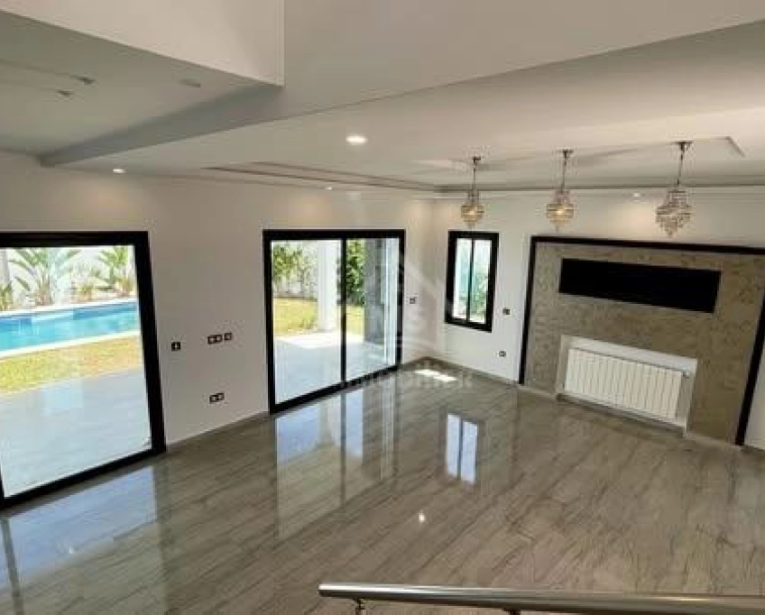Villa s+4 toute neuve avec jardin et piscine à hammamet sud 51355351