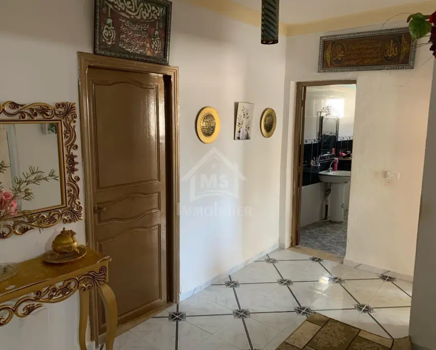 Belle maison s+2 avec jardin à hammamet sud à vendre 51355351
