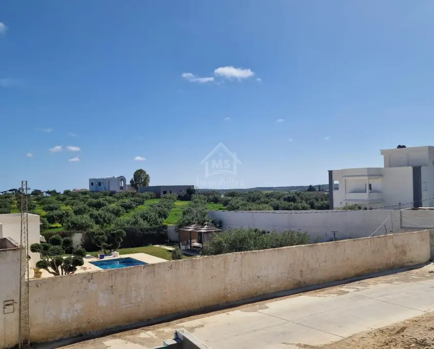 51355351للبيع أرض صبغة سكنية في الحمامات