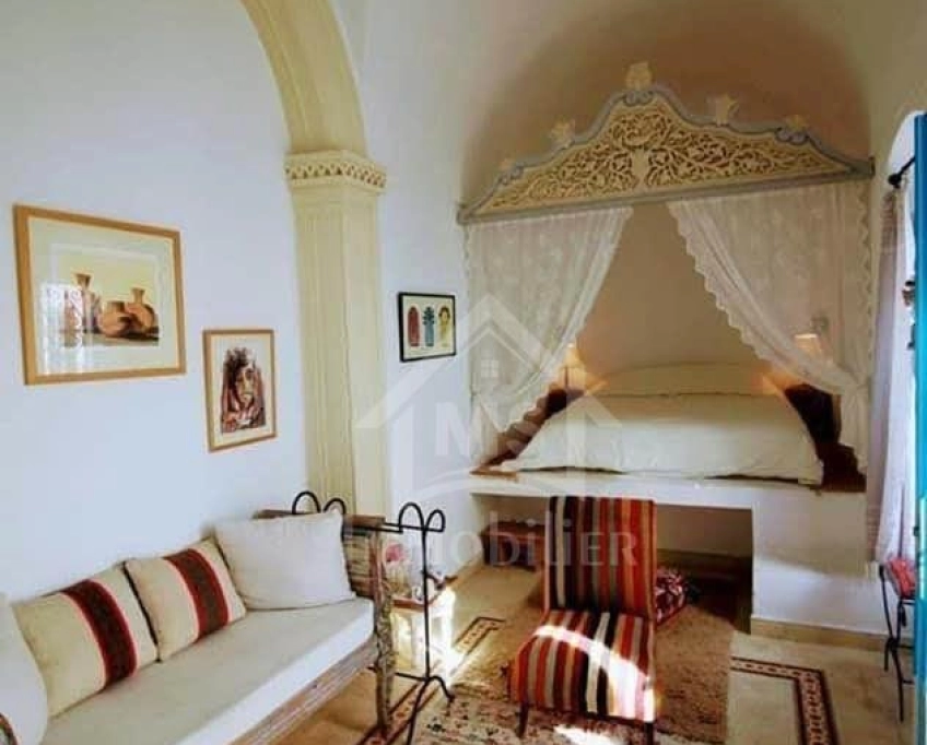 Maison arabesque avec piscine à nabeul à vendre 51355351