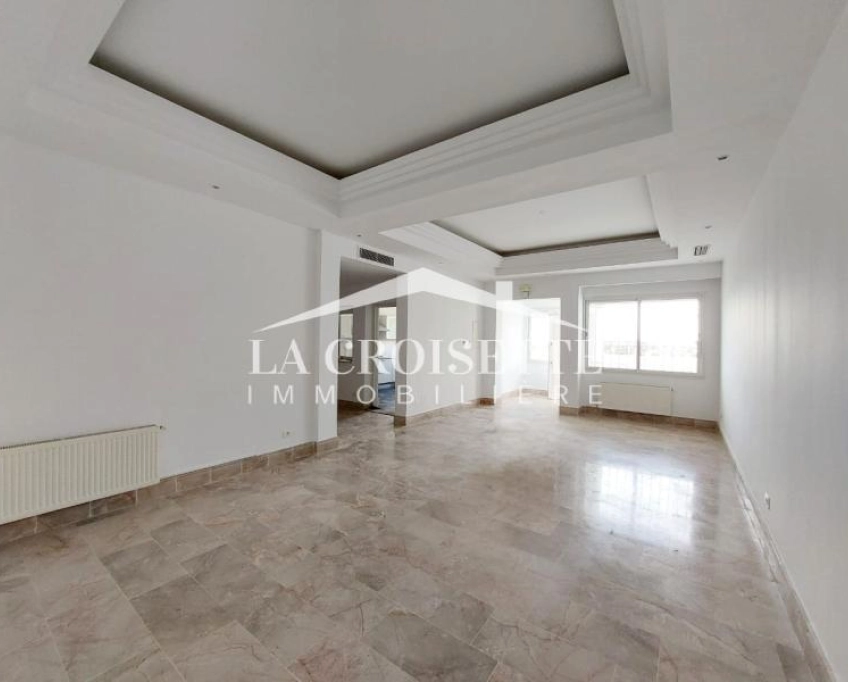 Triplex s4 vue sur mer à la marsa ztrl0108